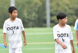 ���W���j�A���[�O