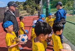 ���K����